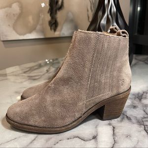 Frye Alton Suede Chelsea Boot